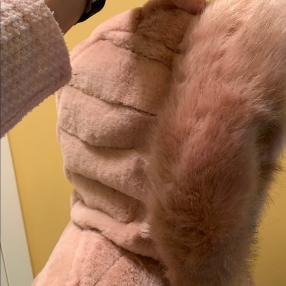 Women's Reversible Faux Fur Hooded Front Zipper Puff Jacket for Women NWOT - Picture 7 of 10